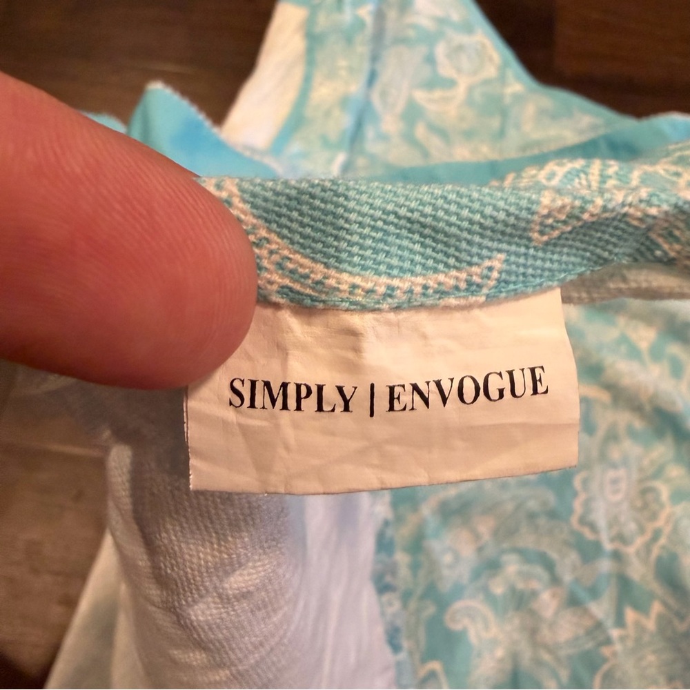 Simply En Vogue Blue Floral Print Kitchen Apron - Picture 6 of 7